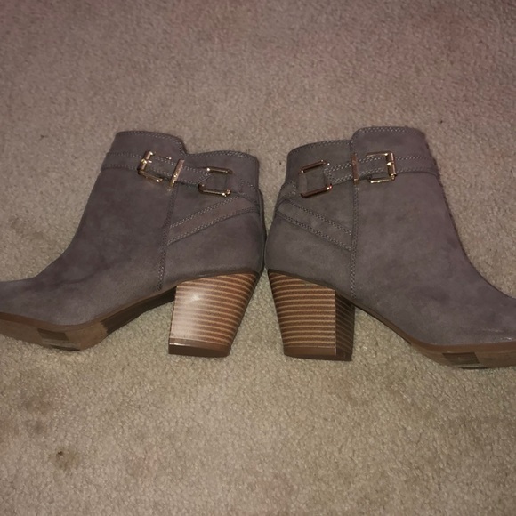 Express Booties - Picture 4 of 4